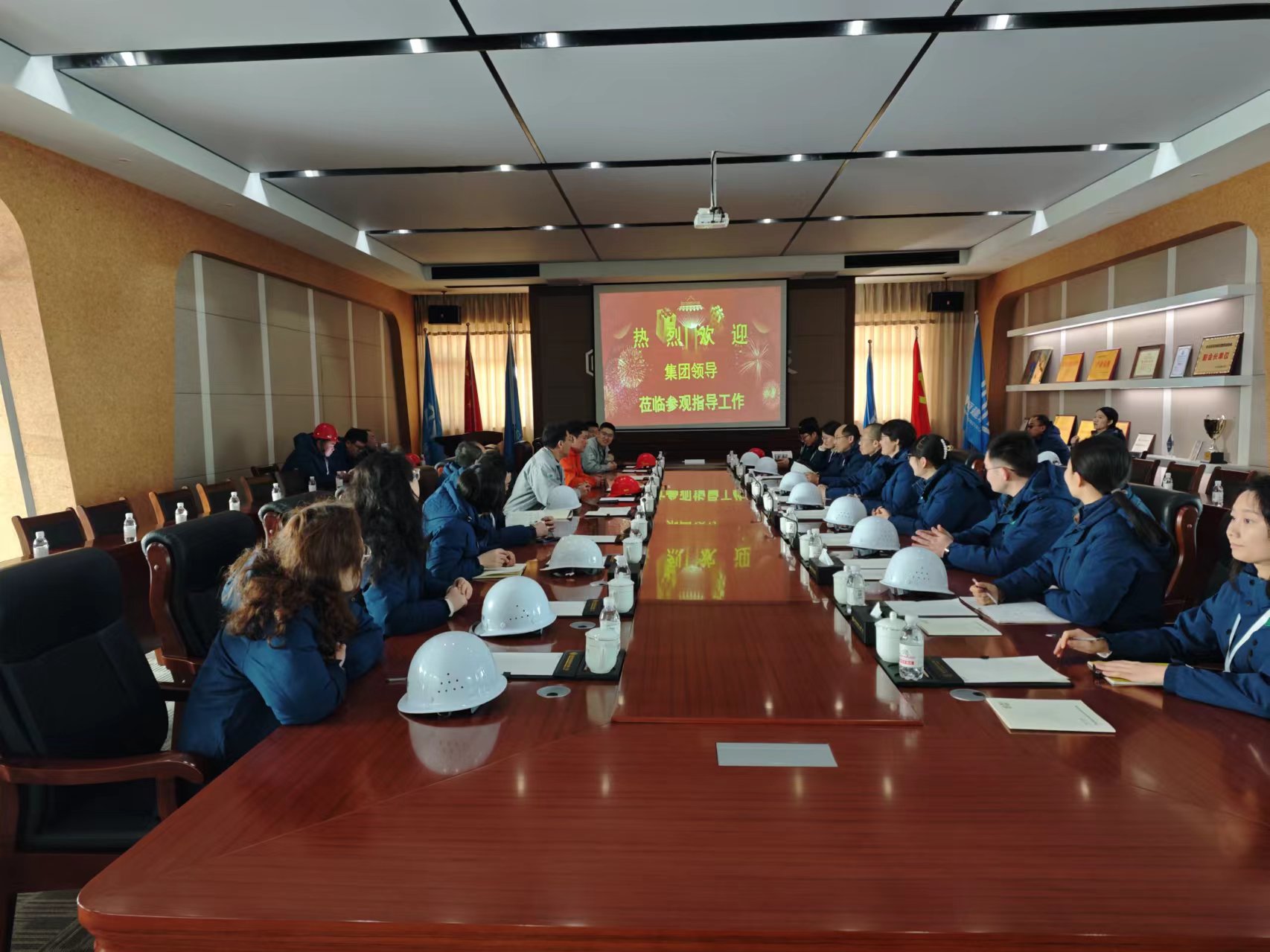 0f951875d64fed953756609898fe163.jpg 0f951875d64fed953756609898fe163.jpg